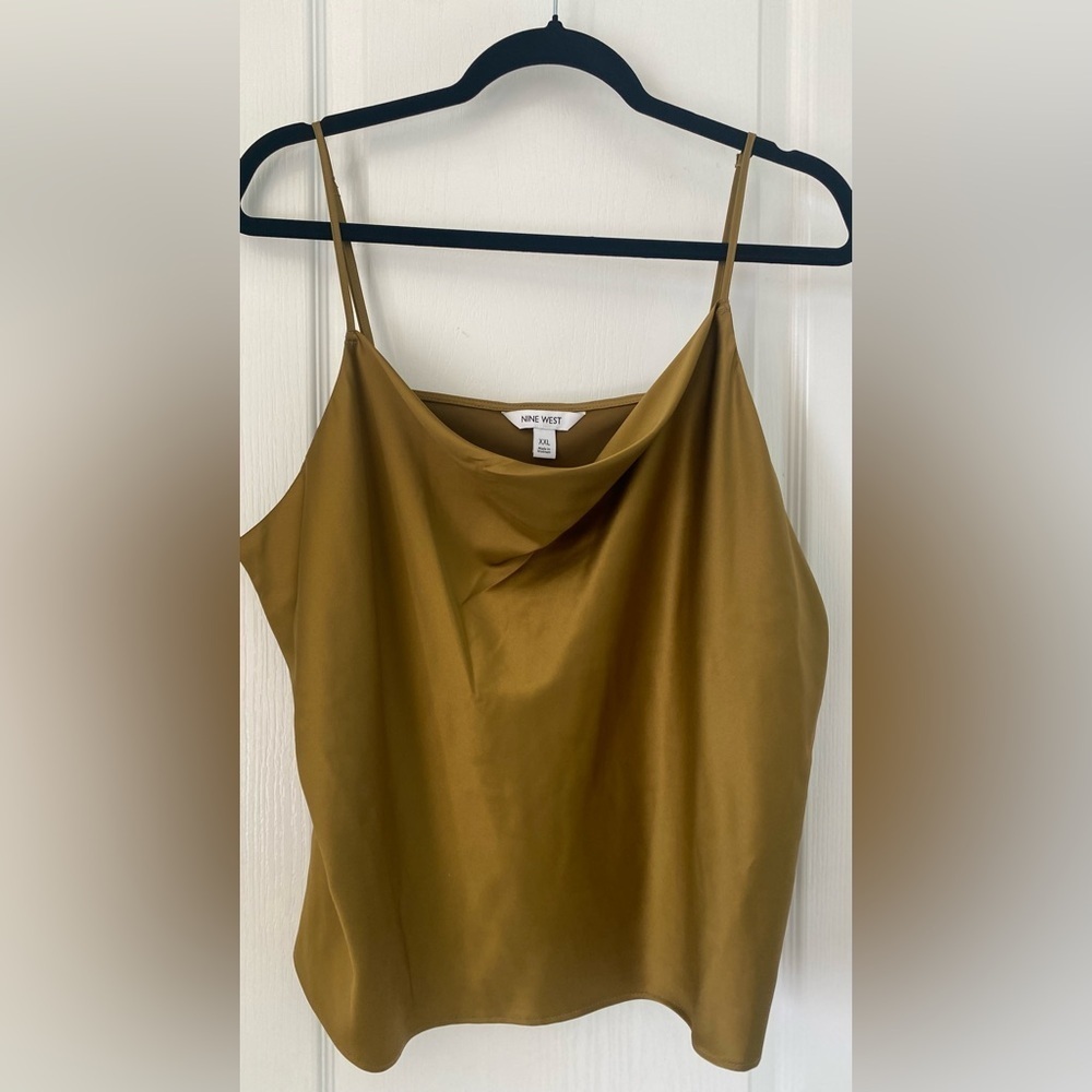Nine West Cowl Neck Cami size-XXL